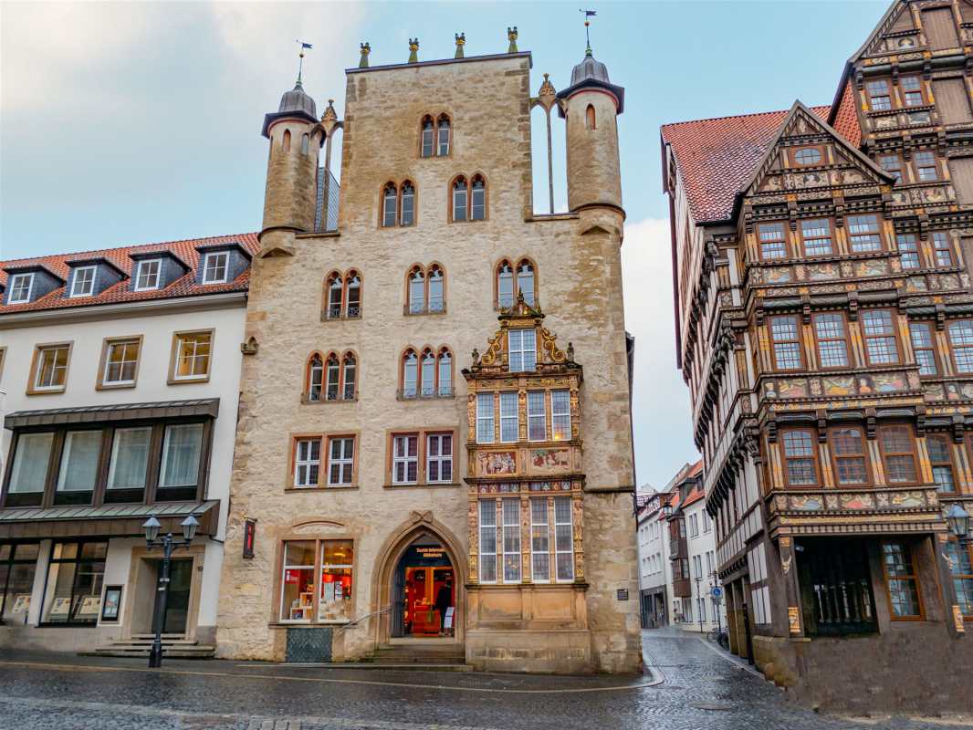 Das Tempelhaus auf dem Rathausplatz von Hildesheim
