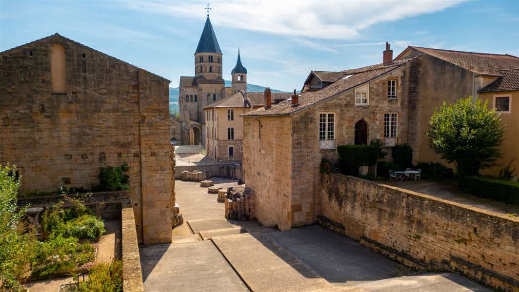 Das Kloster von Cluny Eine bemerkenswerte historische Stätte