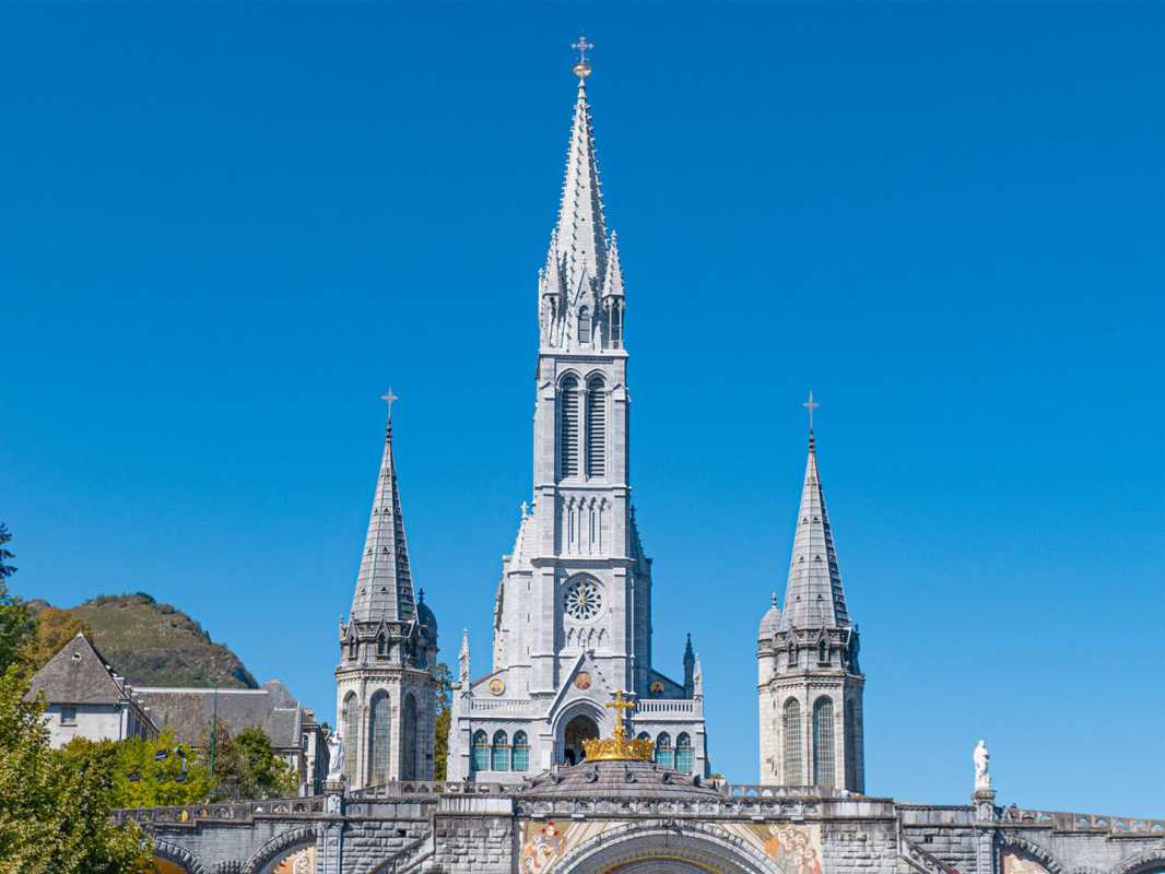 historische bauwerke, frankreich, lourdes, maria-empfängnis-basilika, obere basilika