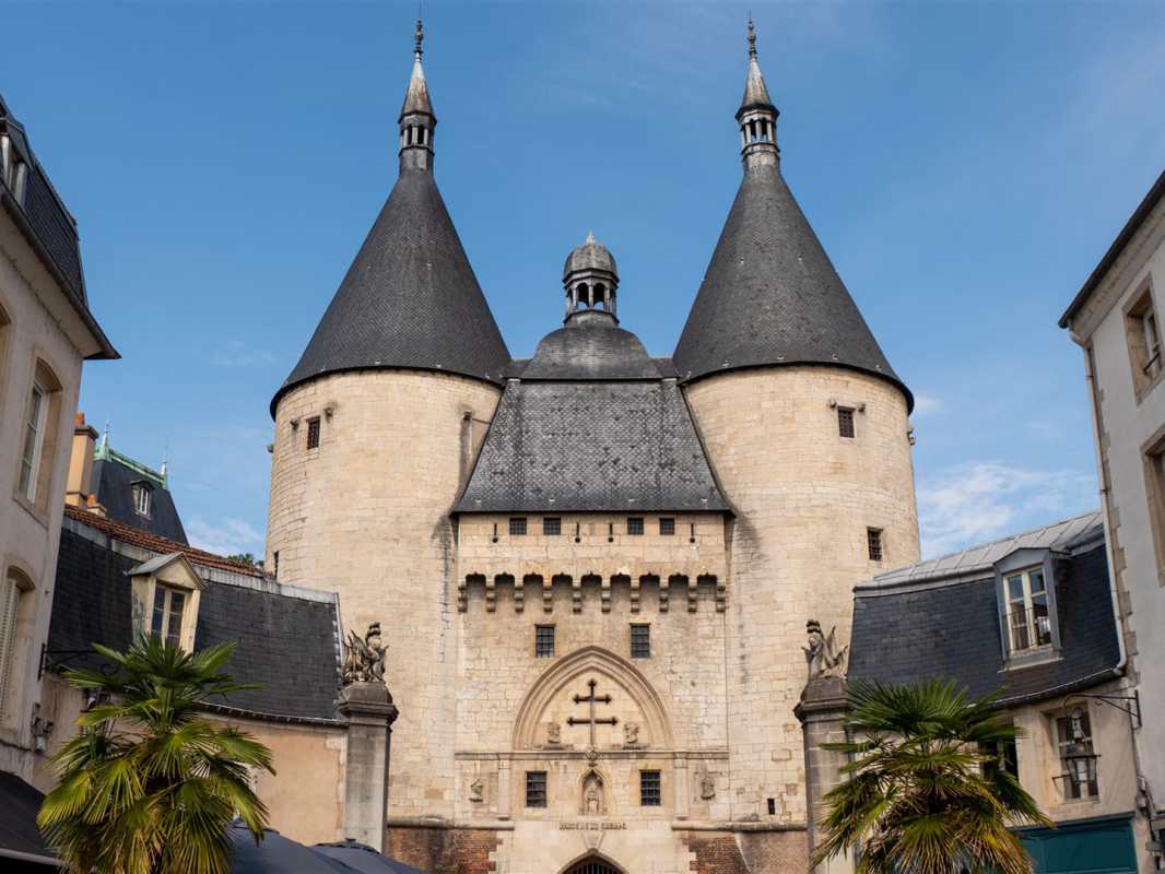 historische bauwerke, frankreich, nancy, porte de la craffe