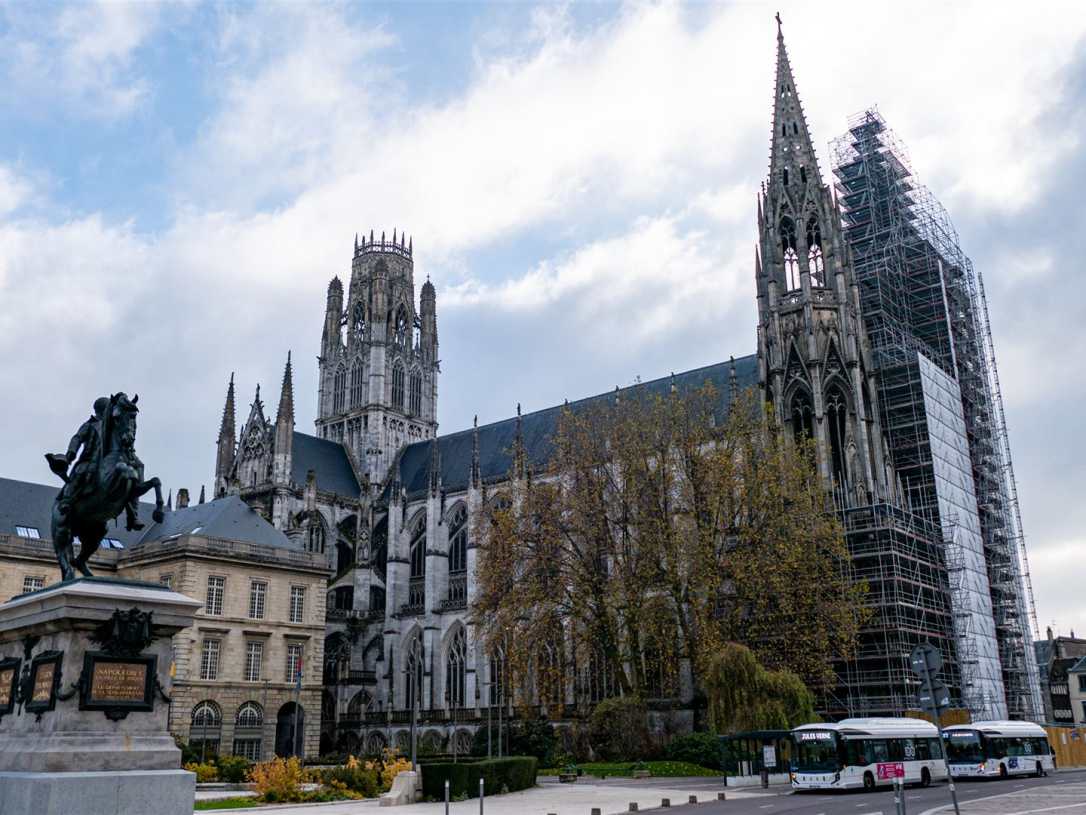 Historische Bauwerke in Rouen, Saint Ouen
