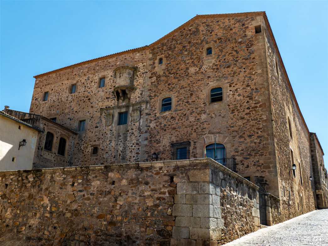 Der Palacio de la Generala ist ein historisches Gebäude in der Altstadt von Cáceres und eine der wichtigsten Sehenswürdigkeiten der Stadt historische bauwerke, spanien, cáceres, palast, Palacio de la Generala