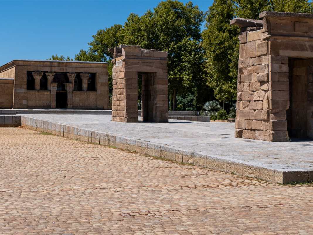 historische bauwerke, spanien, madrid, tempel von debod, debod tempel