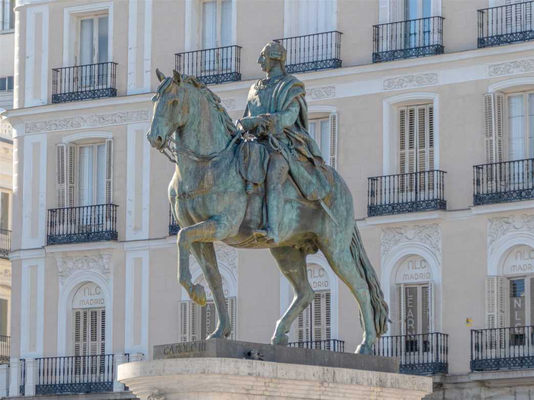 historische bauwerke, spanien, madrid, puerta del sol
