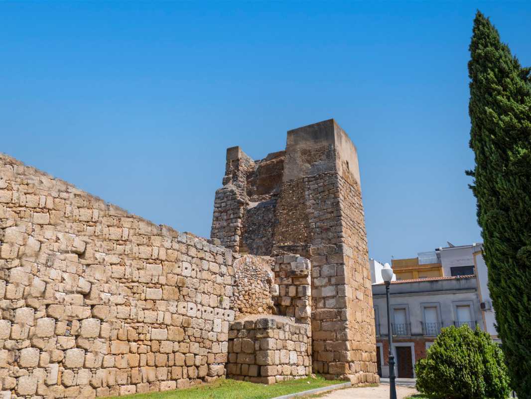 historische bauwerke, spanien, mérida, alcazaba