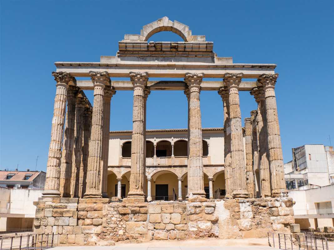 historische bauwerke, spanien, mérida, dianatempel, römischer tempel