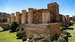 historische bauwerke, spanien, saragossa, aljaferia