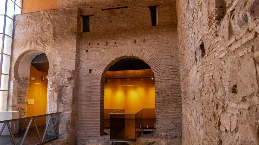 Die Höhle des Hercules (auf Spanisch: Cueva de Hércules) ist ein historisches Bauwerk in Toledo aus römischer Zeit historische bauwerke, spanien, toledo, cueva de hercules, höhle des herkules
