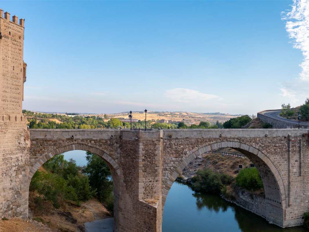 historische bauwerke, spanien, toledo, brücke, puente alcantara