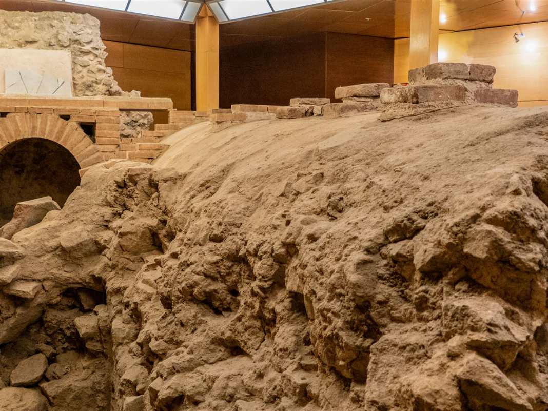 historische bauwerke, spanien, toledo, römische thermen
