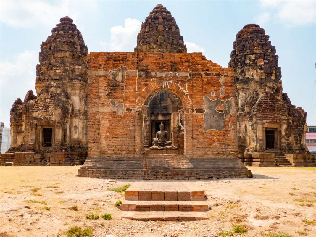 Historische Bauwerke, Thailand, Lopburi, Prang Sam Yot, Affen, Tempel